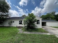 Building Photo - 1805 E North St
