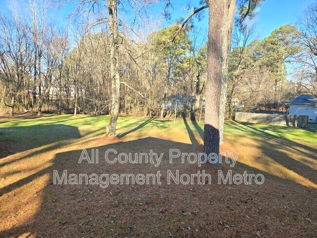 Building Photo - 2367 Graysville Rd