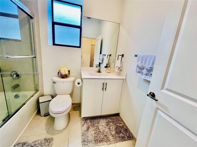 Building Photo - 25532 SW 108th Ave