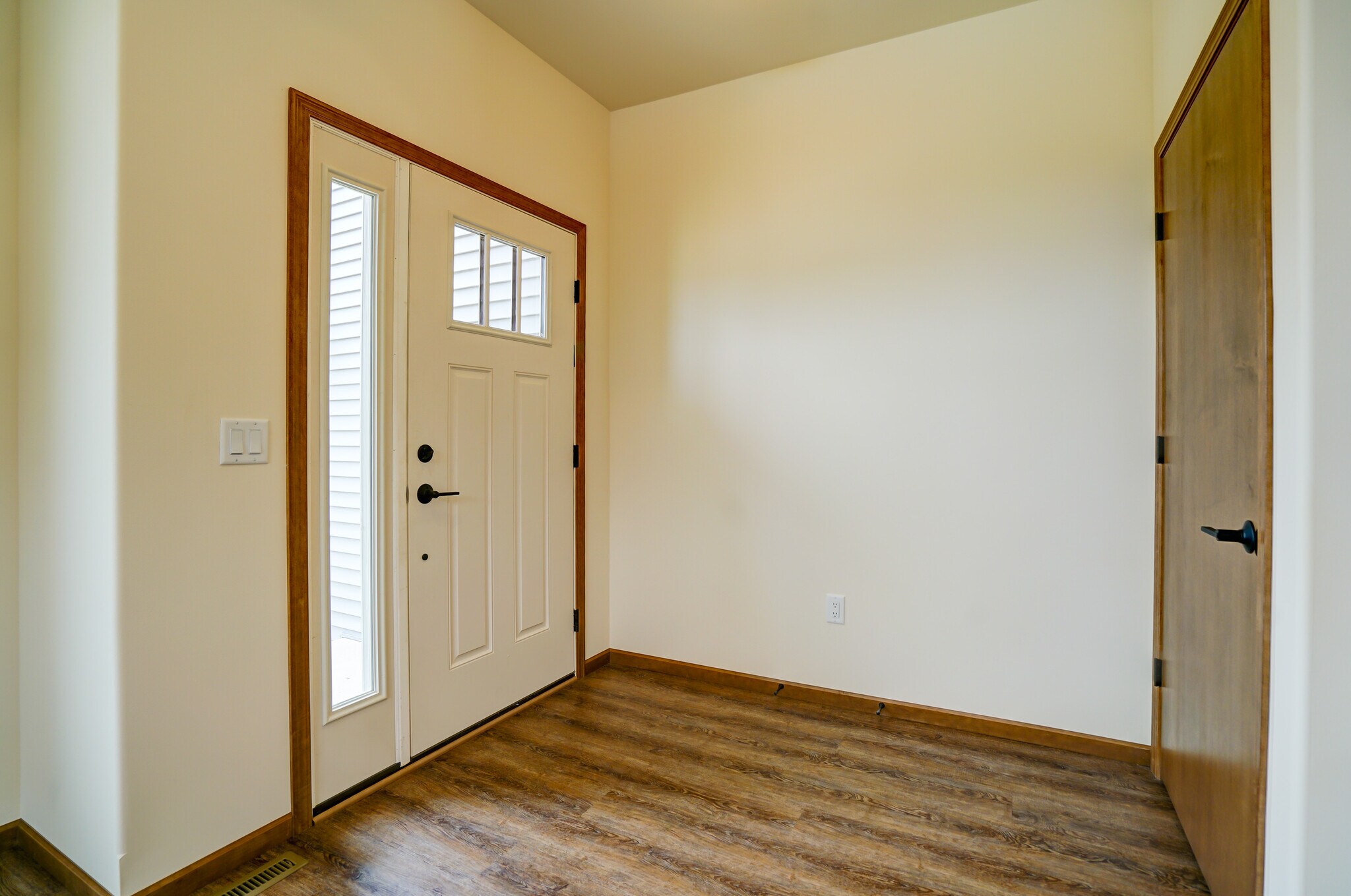 Building Photo - 445 Odyssey Ct