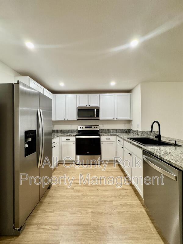 Building Photo - 12176 Water Ash Pl