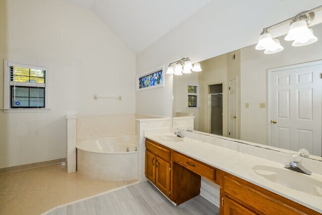 Building Photo - 953 Lycomedes Cove