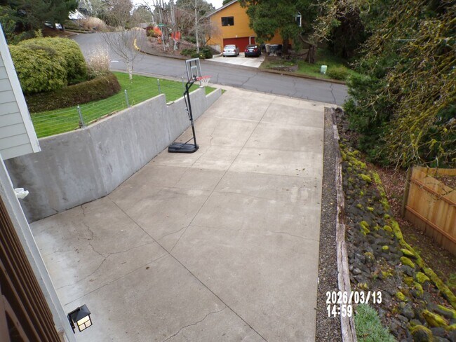 Building Photo - 4510 NW Queens Ave