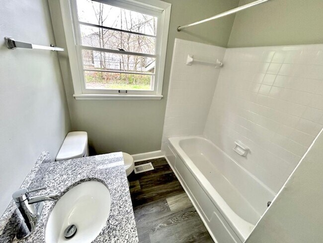 Building Photo - 6117 Colfax Rd NW