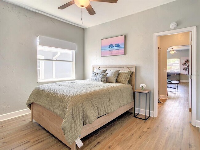 Building Photo - 2121 Dr M.L.K. Jr St N