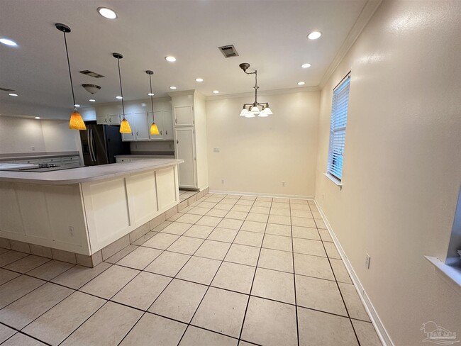 Building Photo - 4626 Pebble Creek Dr