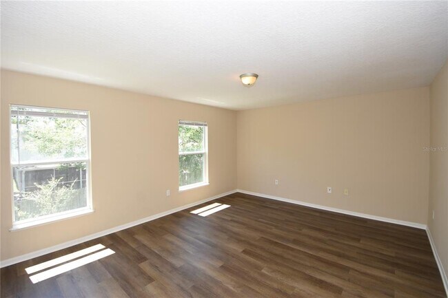 Building Photo - 37 Buttermill Dr