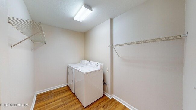 Building Photo - 5000 Magnolia Valley Dr