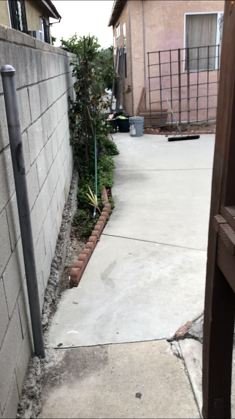 Back patio - 623 Brittania St
