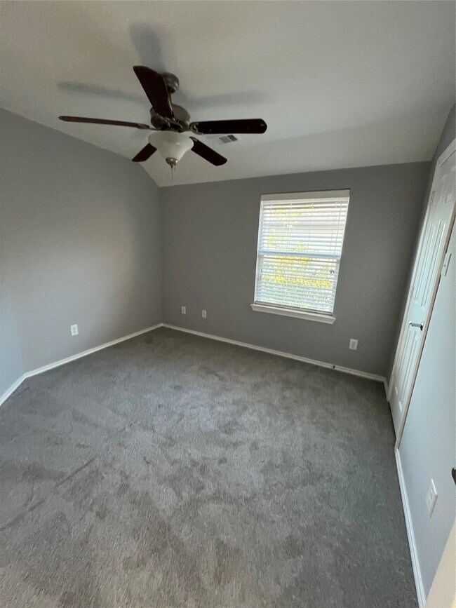 Building Photo - 6419 Densberry Ln