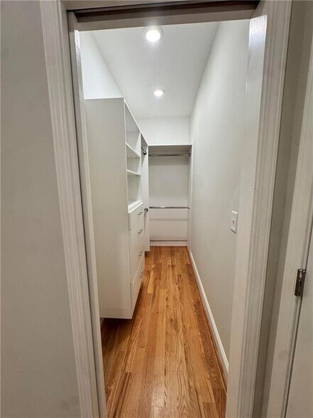 Building Photo - 2783 Grand