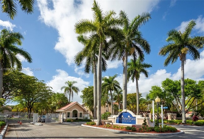 Primary Photo - 15751 SW 106th Terrace
