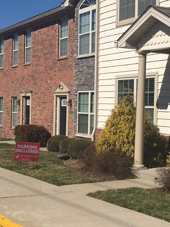 Building Photo - 331 Burley Ave