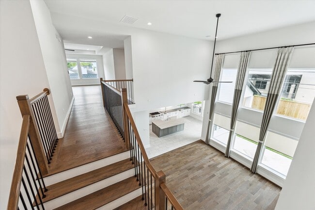 Building Photo - 626 Attingham Dr