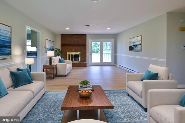 Building Photo - 13929 Green Mountain Dr