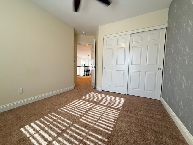 Building Photo - 10016 San Gervasio Ave