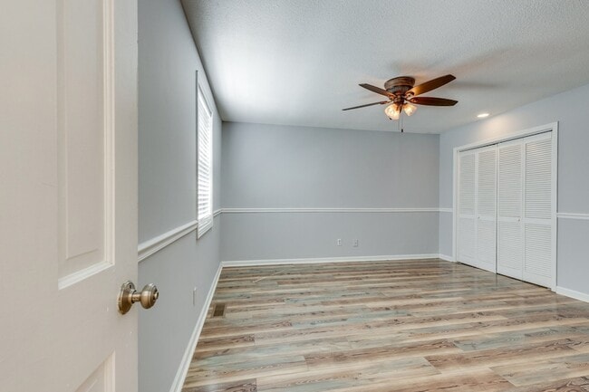 Building Photo - 1316 Rivermont Dr