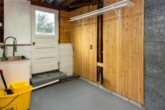 Building Photo - 36 Brendan Cir