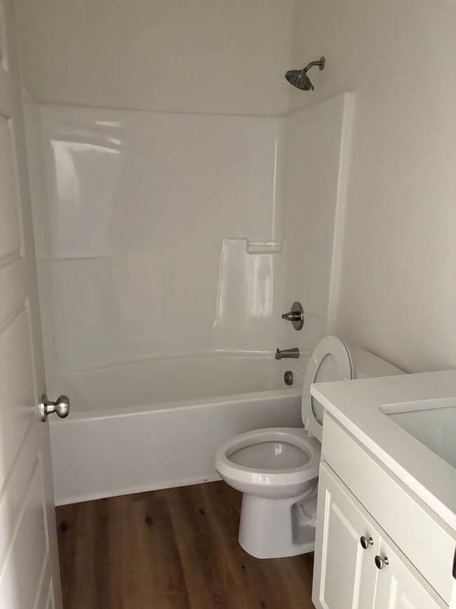 Building Photo - 141 N Buck Run Dr