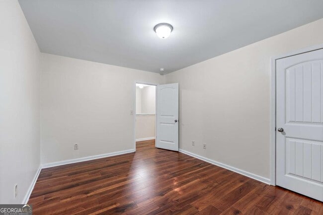 Building Photo - 204 Britt Dr