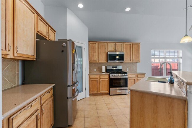 Building Photo - 1556 Clary Sage Loop