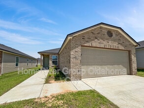 Building Photo - 1221 S Brk Dr