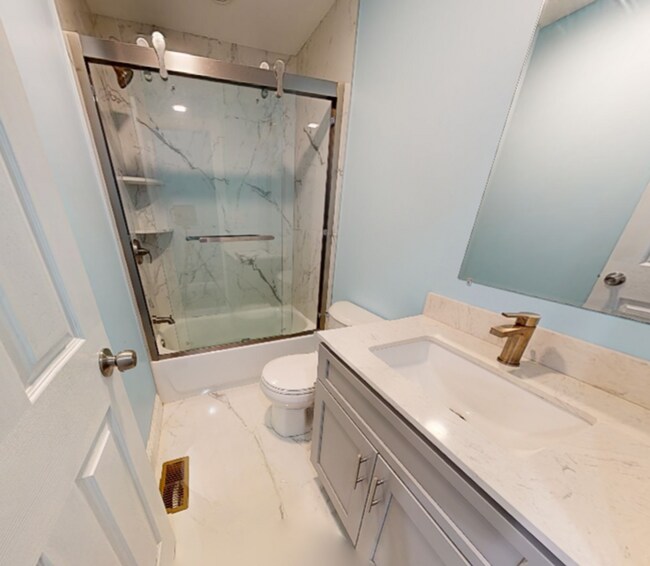 Building Photo - 2-Bed + 2-Bath with Garage Parking West Newton