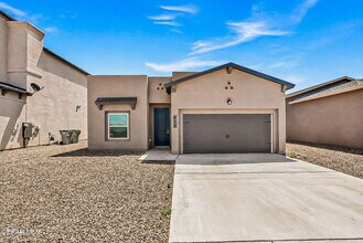 Building Photo - 928 Keenland Ave