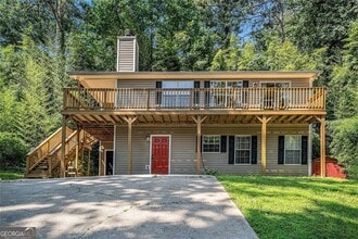 Building Photo - 3610 Bonneville Dr