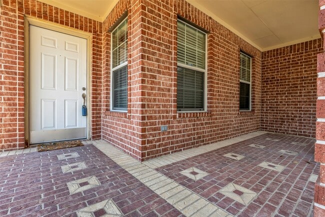 Building Photo - 6003 Decker Ridge Ct