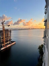 Building Photo - 601 NE 27th St