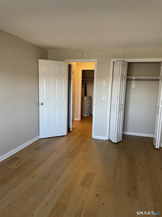 Building Photo - 15 Fordyce Ct