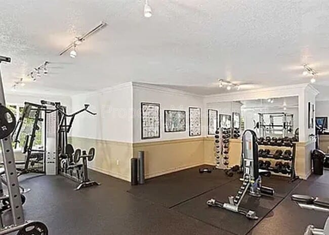 Building Photo - 3508 Paseo De Los Americanos