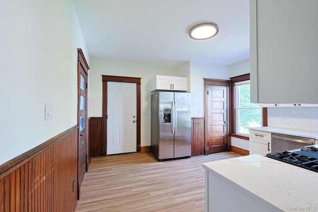 Building Photo - 34 Lagrange Ave