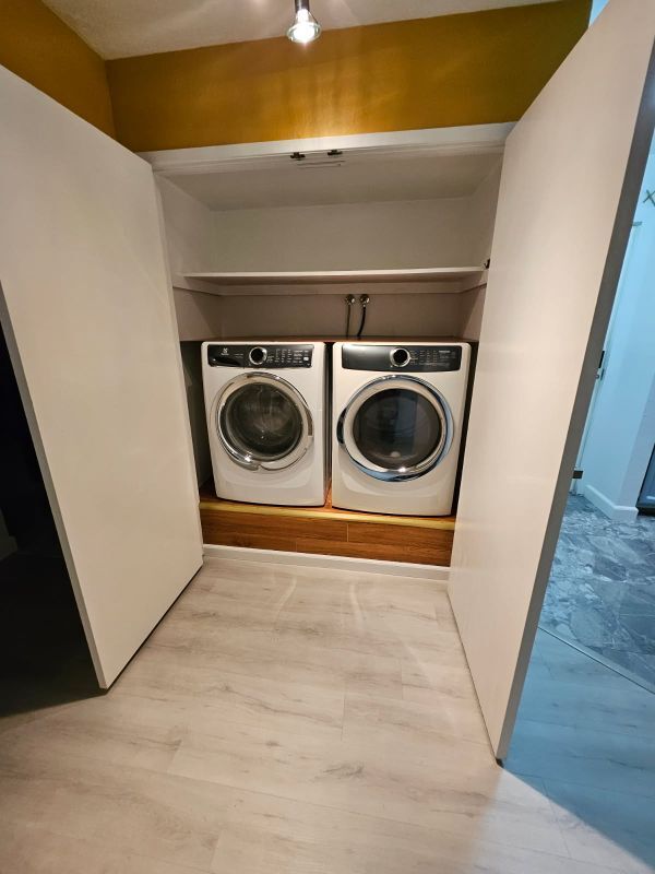 Building Photo - 8763 Mountain Blvd