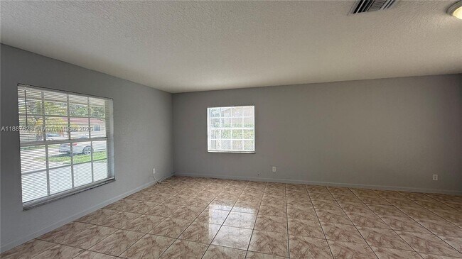 Building Photo - 2740 NW 9th St