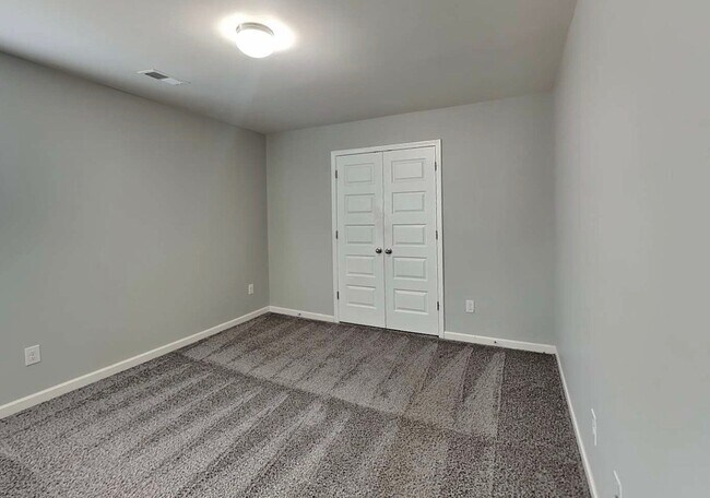 Building Photo - 2136 Theberton Trail