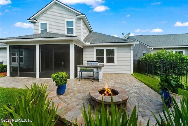 Building Photo - 154 Palisade Dr