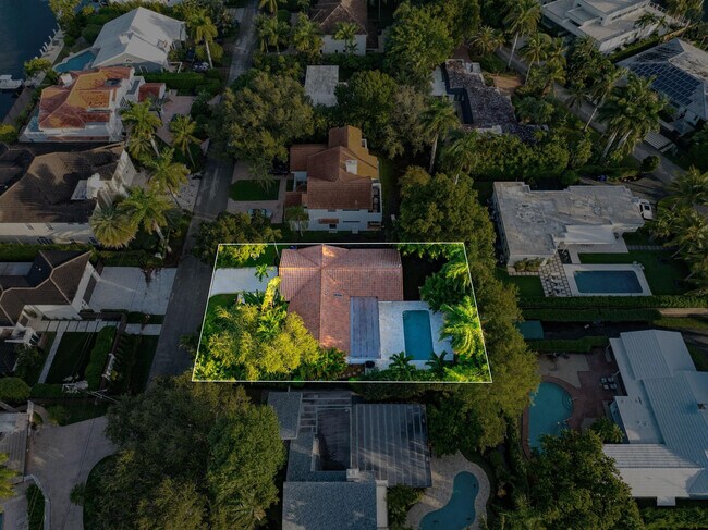 Building Photo - 326 Seven Isles Dr