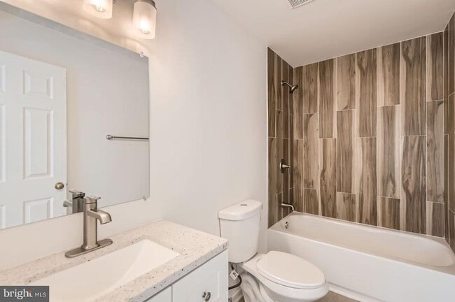Building Photo - 8813 Stoneridge Cir