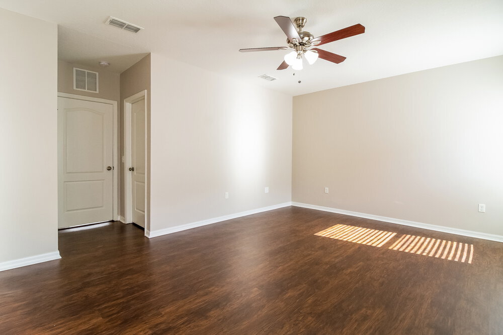 Building Photo - 3046 Dasha Palm Dr