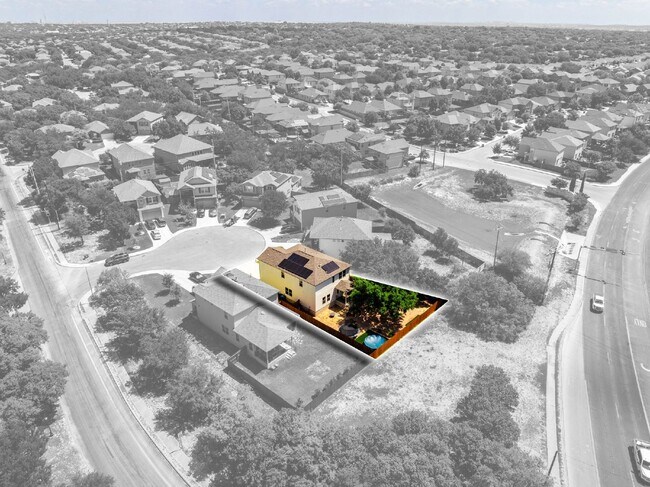 Building Photo - Exquisite 2-Story Traditional Home
