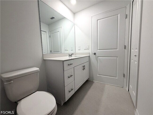 Building Photo - 17340 Cantu Ct