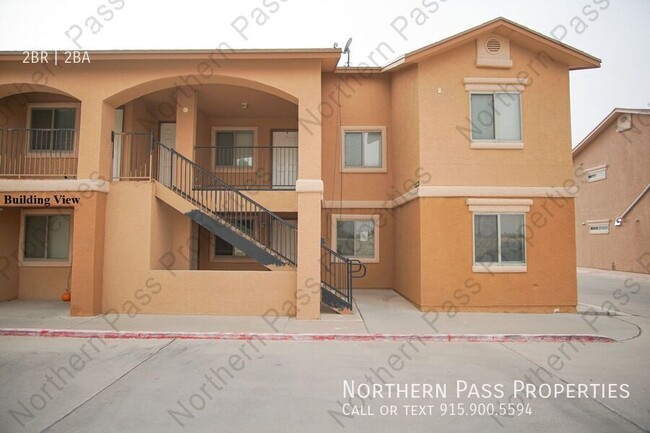 Building Photo - 2 Bedroom Apartment w/Refrigerated AC!! 2 ...