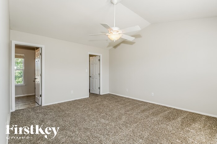 Building Photo - 1250 Flintshire Ln