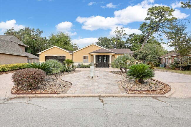 Primary Photo - 3543 Rosedale St