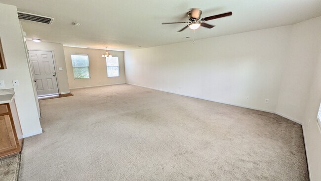 Building Photo - 105 Bayside Ln