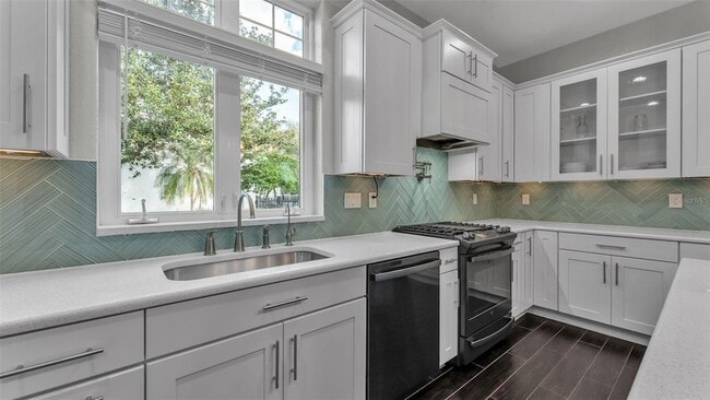 Building Photo - 109 Van Fleet Ct