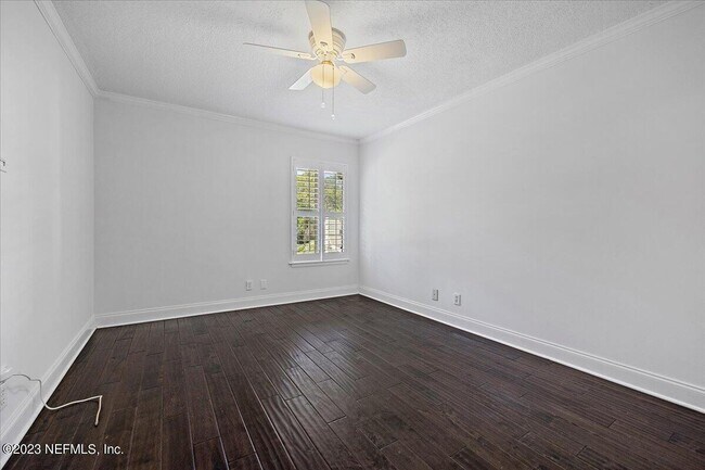 Building Photo - 101 Villa Del Mar Dr