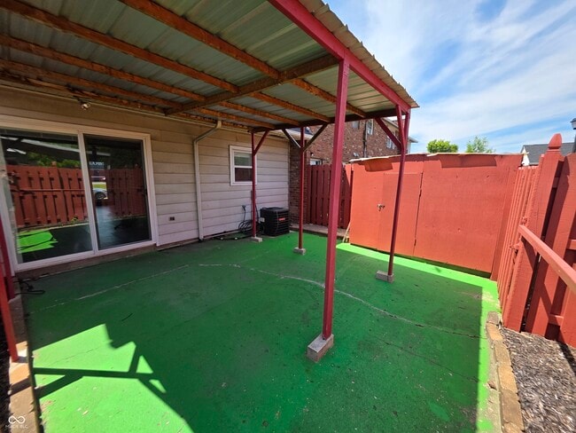 Building Photo - 4929 Mt Vernon Dr